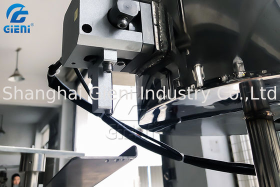 20L 가열 교반 탱크와 손 매뉴얼 타입 립밤 쏟는 기계