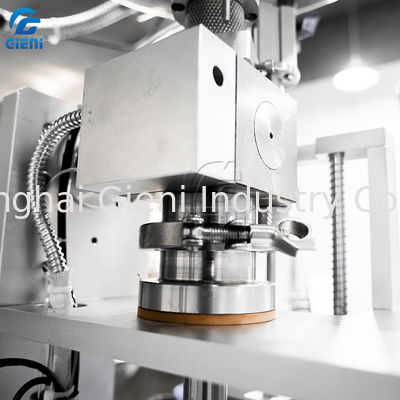 마스카라 입술 광택 네일 폴리쉬 재단을 위한 회전형 화장품 충전기