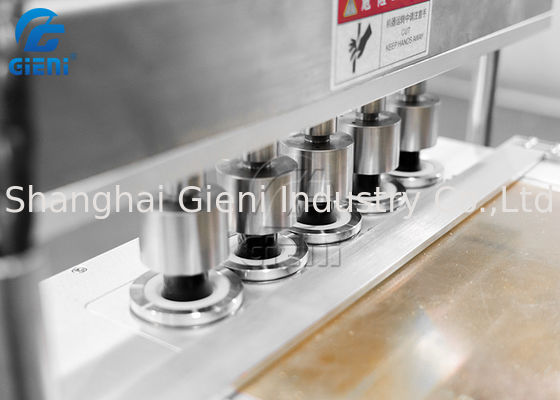 2000pcs/H 반짝이 분말 스프레이 립스틱 충전물 기계 분리형 캔버스