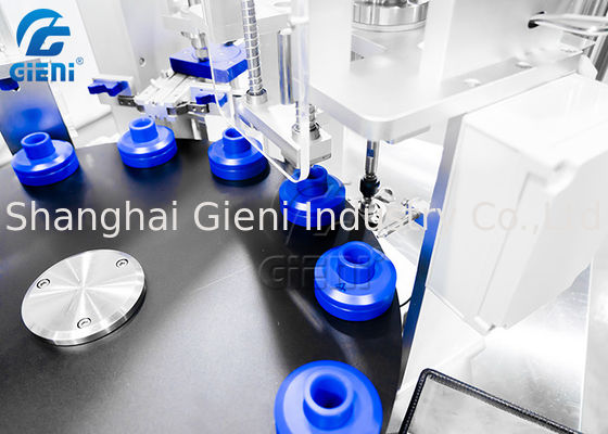 마스카라 입술 광택제를 위한 반자동 회전하는 충전물 및 모자를 씌우는 기계