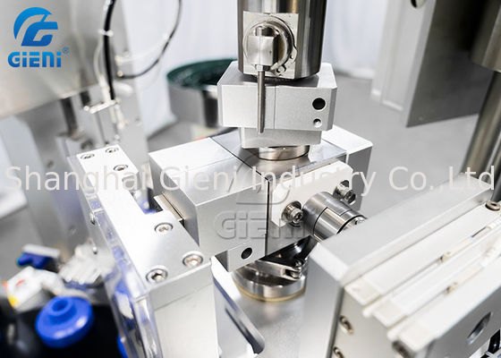 마스카라 입술 광택제를 위한 반자동 회전하는 충전물 및 모자를 씌우는 기계