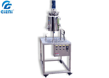 좋은 가격 Hand Pouring Type Lipstick Filling Machine 10L - 50L Volume With SUS304 Table 온라인으로